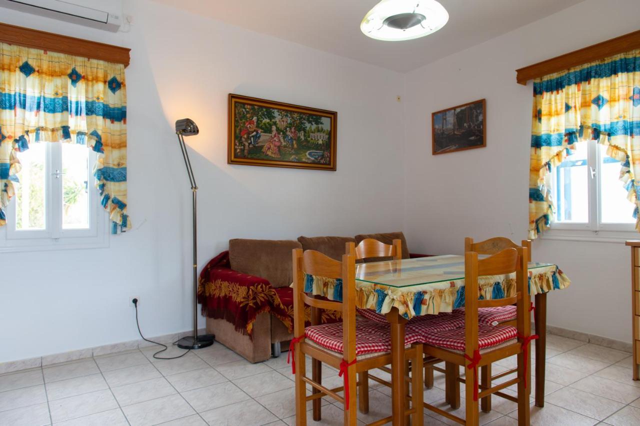 Aphrodite Holiday Home Artemonas Luaran gambar